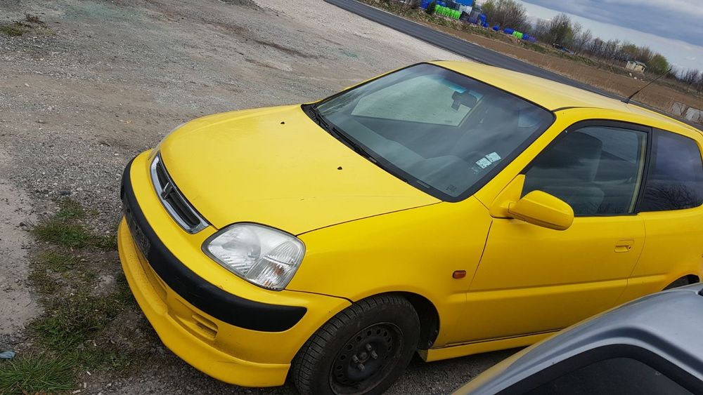 Хонда Лого 1.3 бензин 1999г