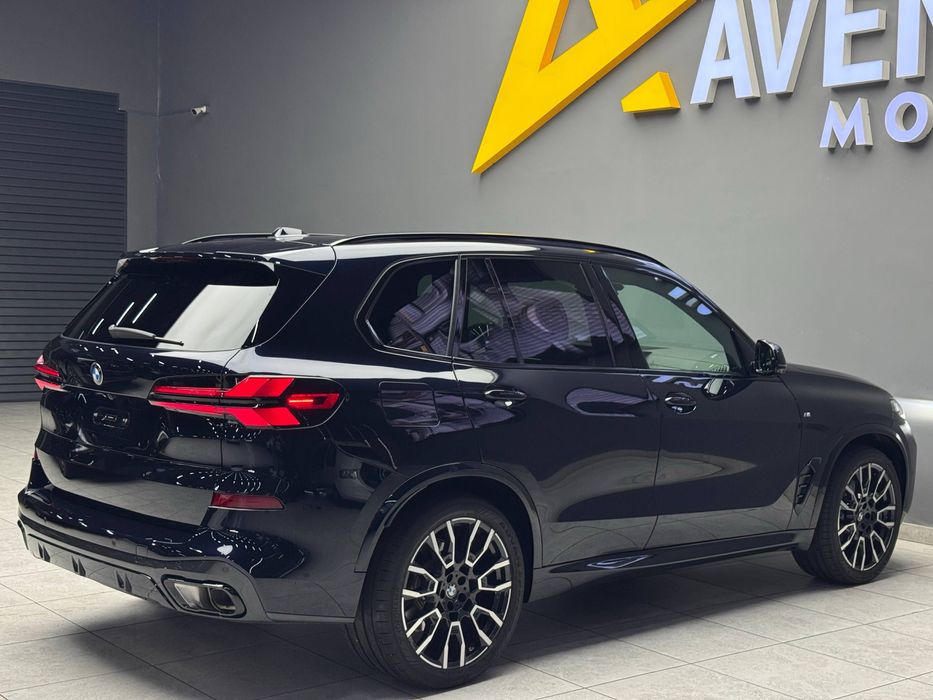 Продается BMW X5 X drive40i 2024