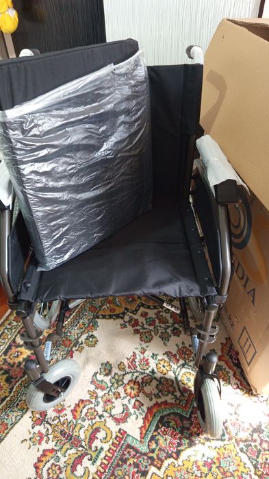 Инвалидная коляска