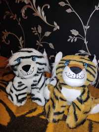 Подарок детям на Новый Год,мягкие игрушки-тигры