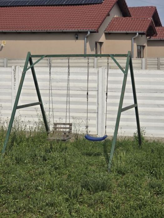 Leagăn din fier foarte stabil