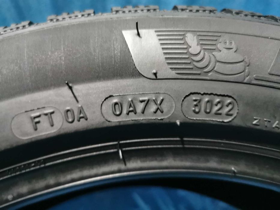 225 50 17 michelin m+s 4 buc