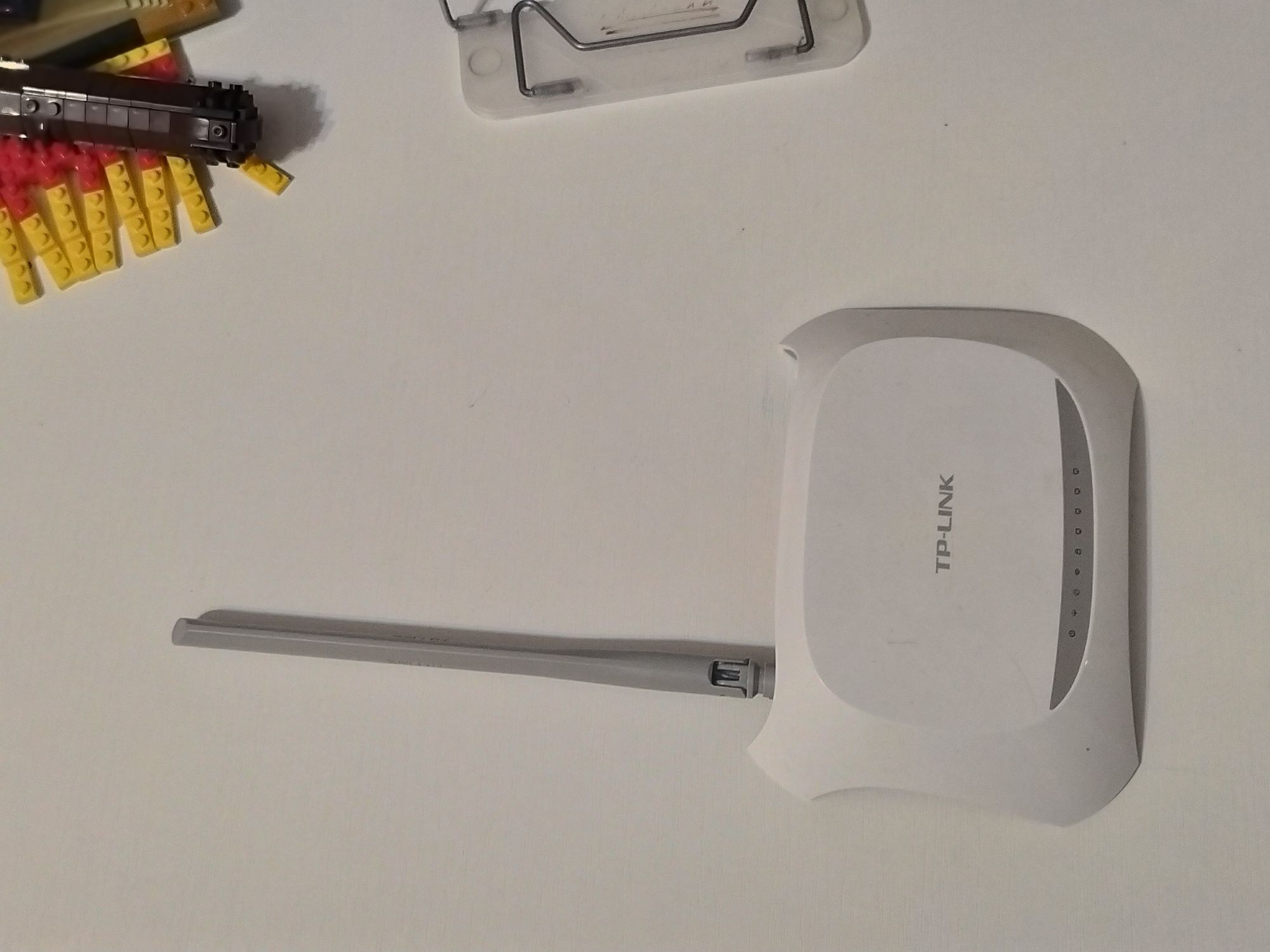 Роутер TP-LINK 150Mbps Wireless N ADSL2+ Modem Router TD-W8901N