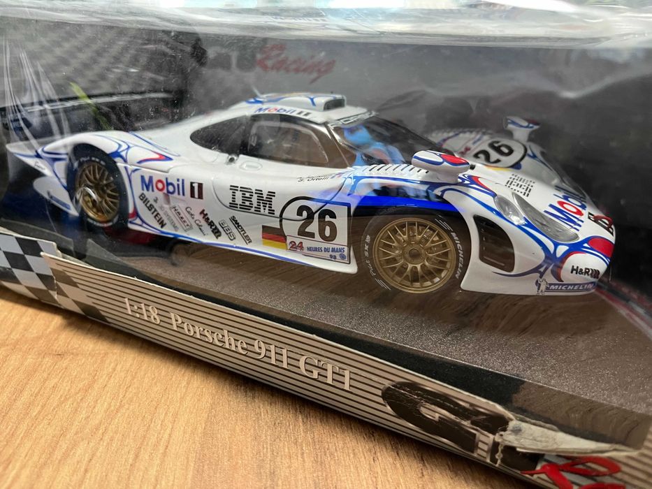 Чисто нов MAISTO метален колекционерски модел PORSCHE 911 GT1 1 LeMans
