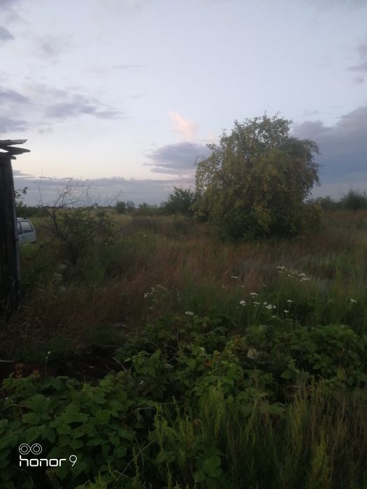 Продам участок 10 соток, в черте города, возле МКР Кунай.