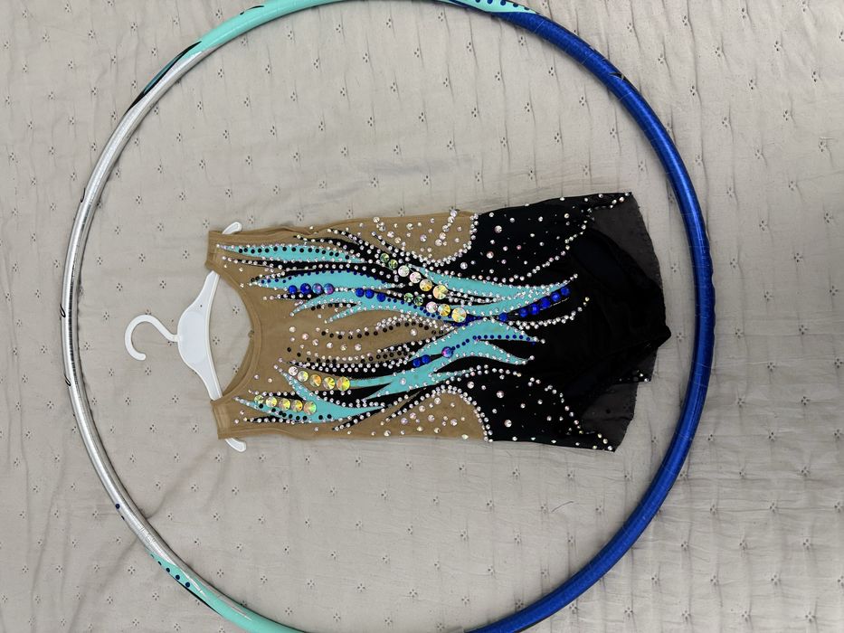 Продам купальник для гимнастики