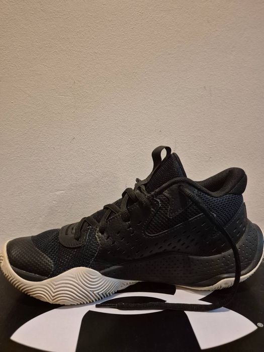 Pantofi mid cut pentru basket UnderArmour JET '23 măsura 39