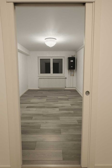 De vanzare Garsoniera Lacramioarei