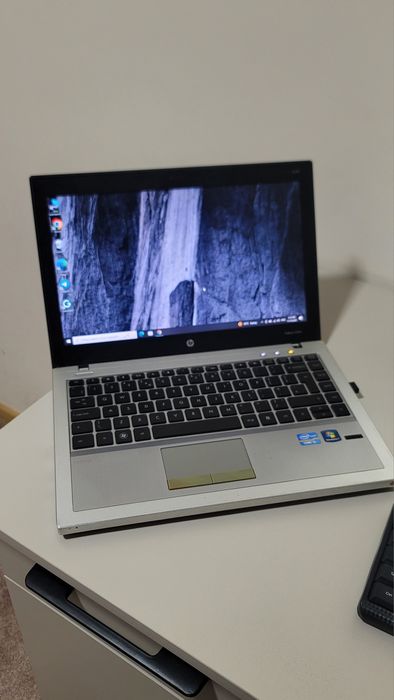 Notebook hp sotiladi