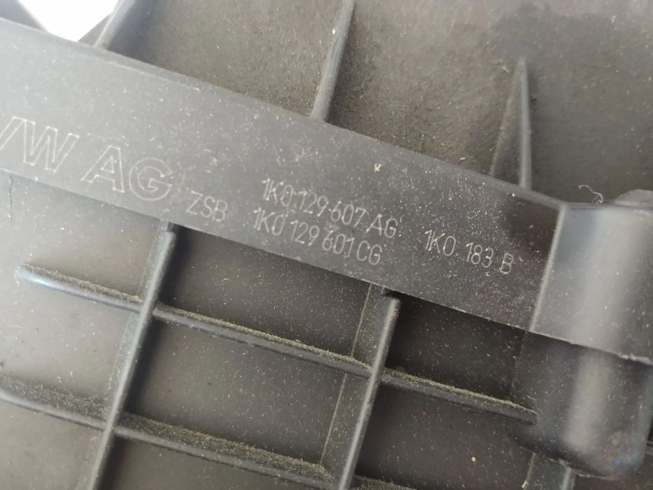 carcasa filtru aer 2.0 tfsi  skoda octavia 2  audi a3 passat cc 1k0129607ag  1k0129601cg