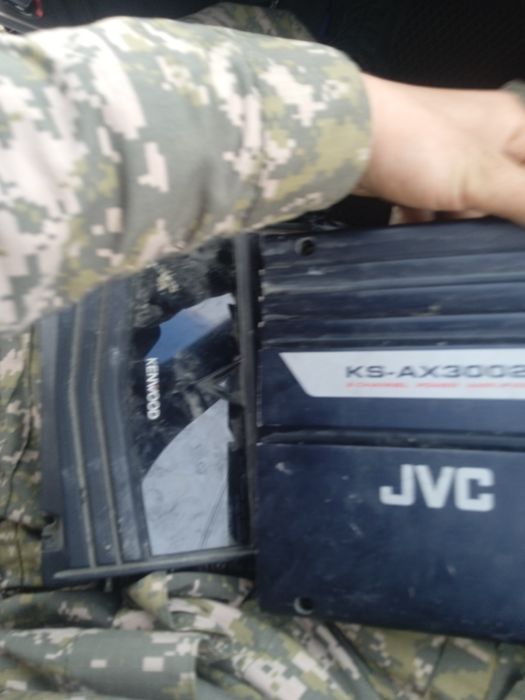 Продам усилители 2 шт