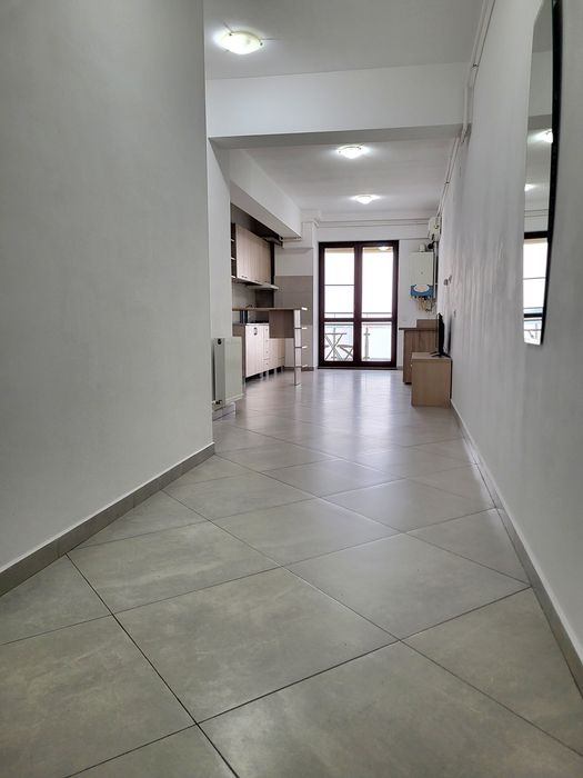 P.F. vând ap. 1 cam. la Palas-Lazăr Residence