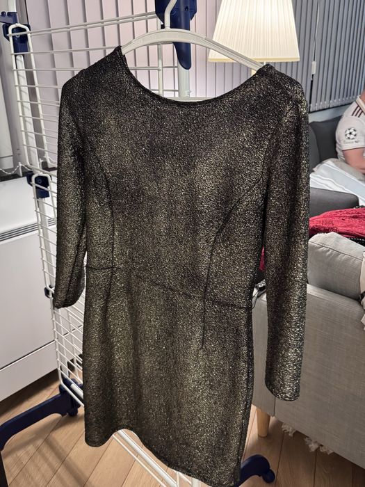 Златиста рокля размер С