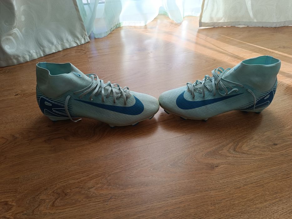 Mercurial Superfly 10 ACADEMY