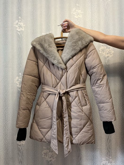 Продам куртку зима