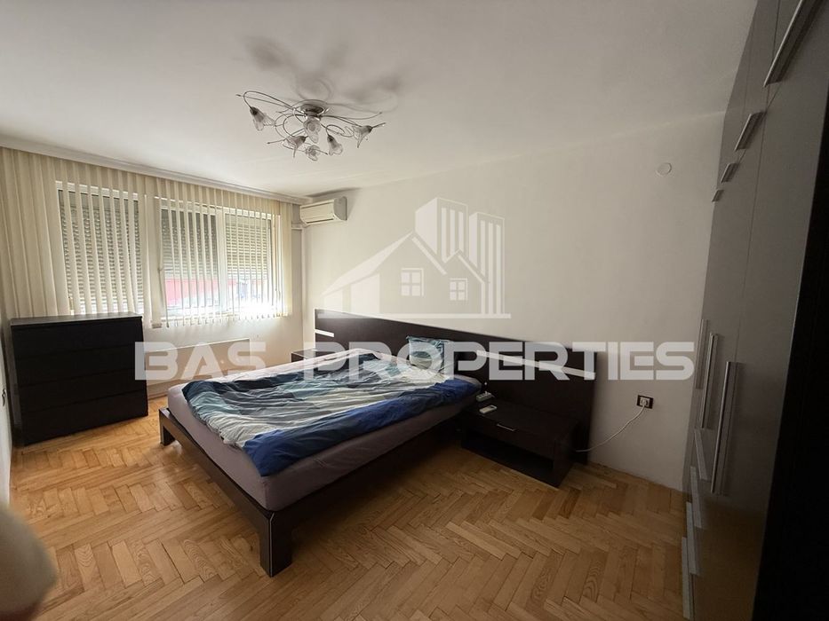 Продава се Многостаен апартамент в София, Белите брези - 180 кв.м за 2334 €/кв.м - Снимка #6