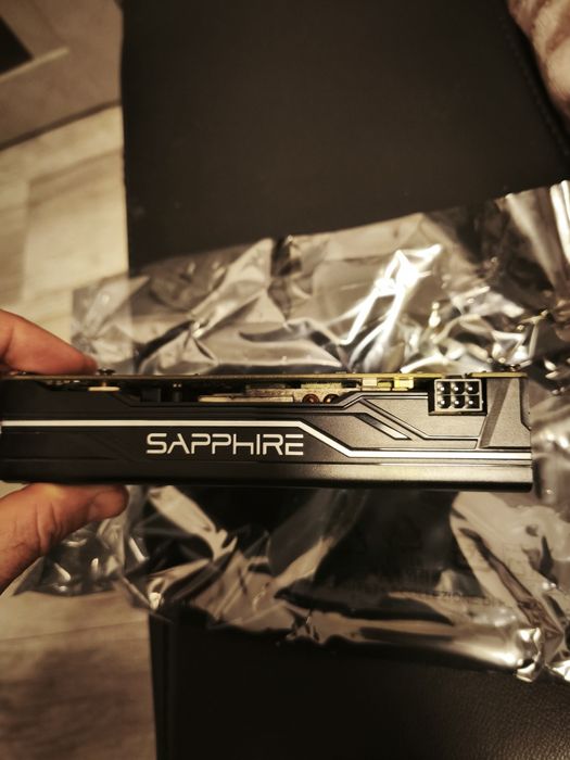 Vând placa video Radeon rx570 4GB