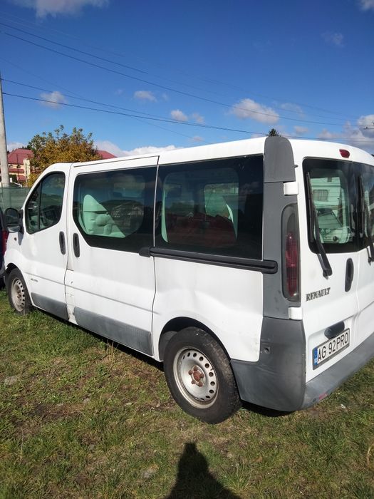 Renault Trafic motor 2,5