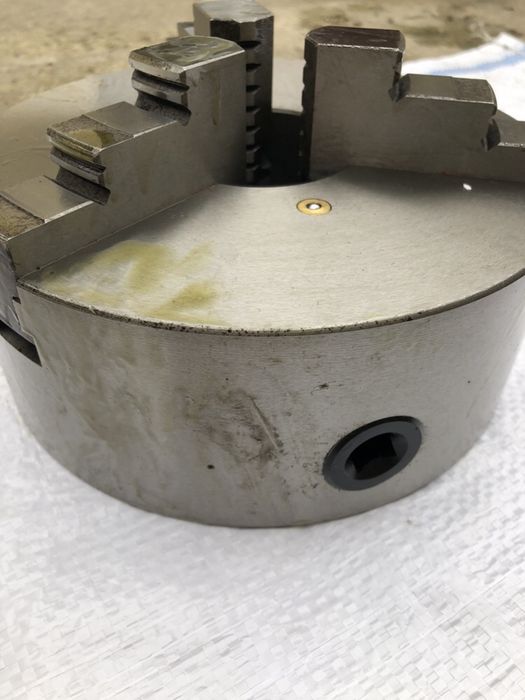 Universal pentru strung 160mm cu 2 rânduri de bac uri