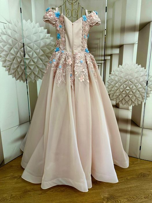 Rochie pentru evenimente speciale