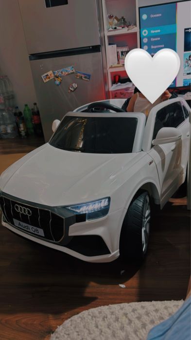 Акумулаторен джип Audi Q8
