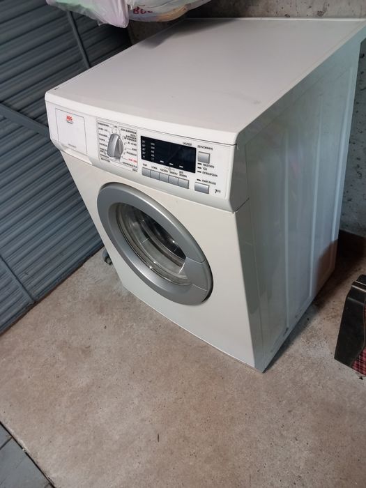 Пералня машина АЕГ