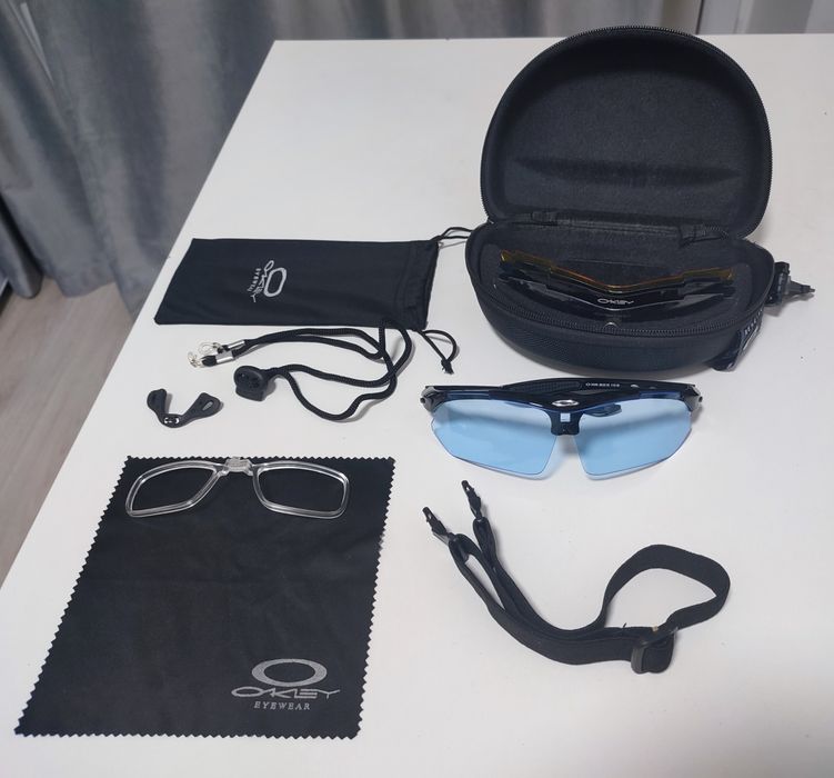 спортивные очки солнечные oakley
