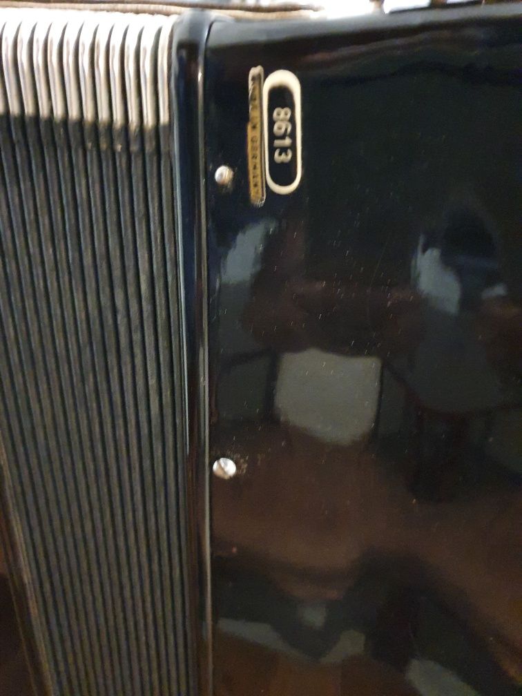 Acordeon Sorrento 120 basi