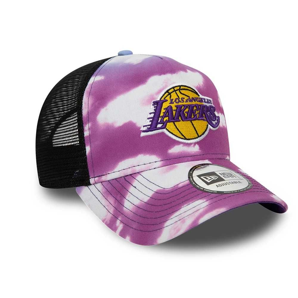 Sapca New Era a-frame trucker la lakers cloud all over print