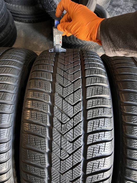 4 anvelope iarna 255/40/18 + 225/45/18 , Pirelli , RunFlat