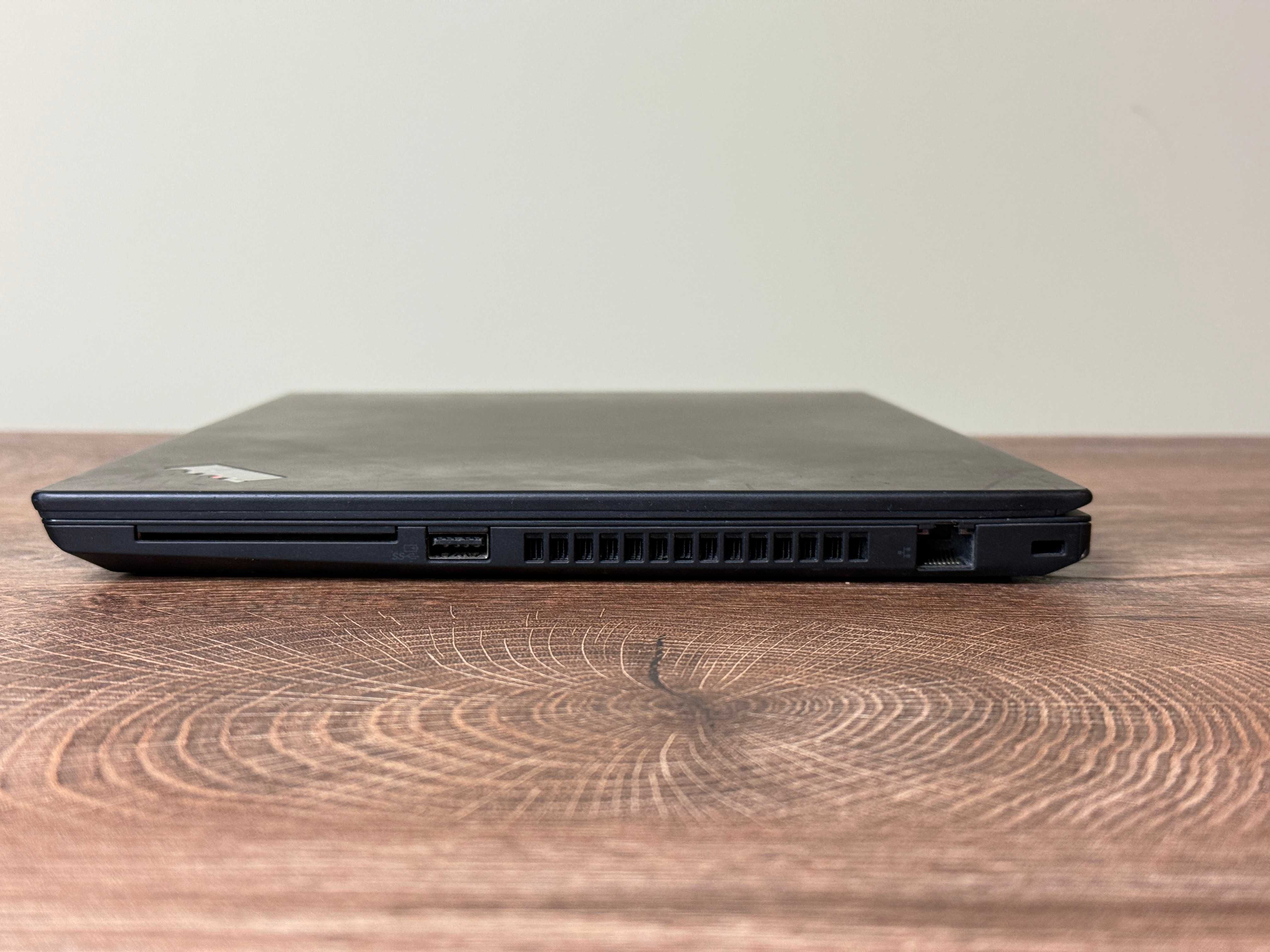 Лаптоп LENOVO THINKPAD T490 /14"/I5-8365U/8GB/256GB SSD/FullHD/HDMI