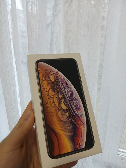 продам айфон xs 64gb 
полная комплектация 
отвал фейс айди 
замена аку