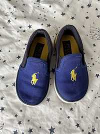 Sneakers Burbeerry si Ralph Lauren