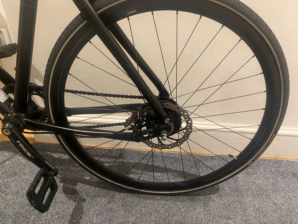 Bicicleta cannondale hybrid