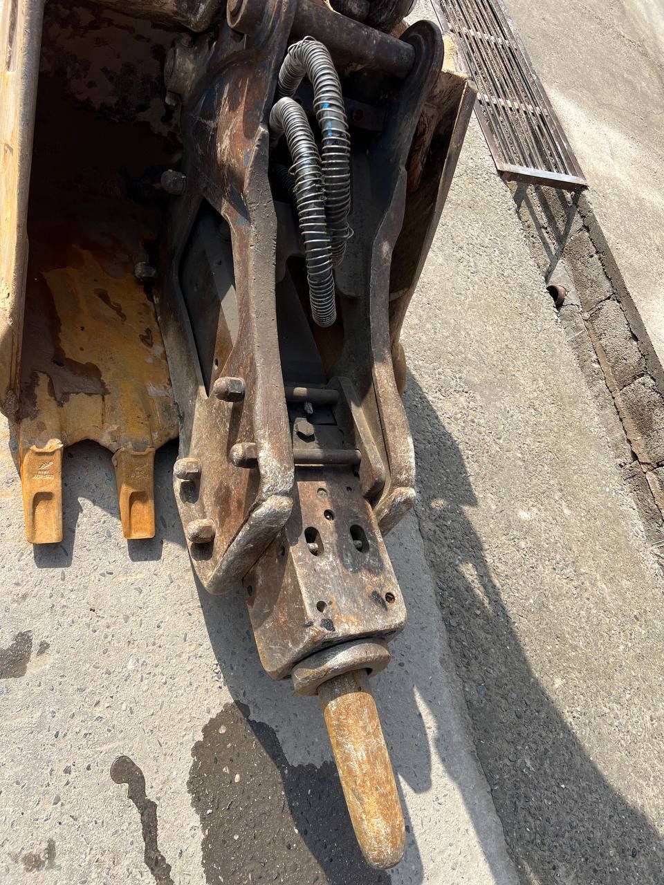 Doosan W 140   sotiladi