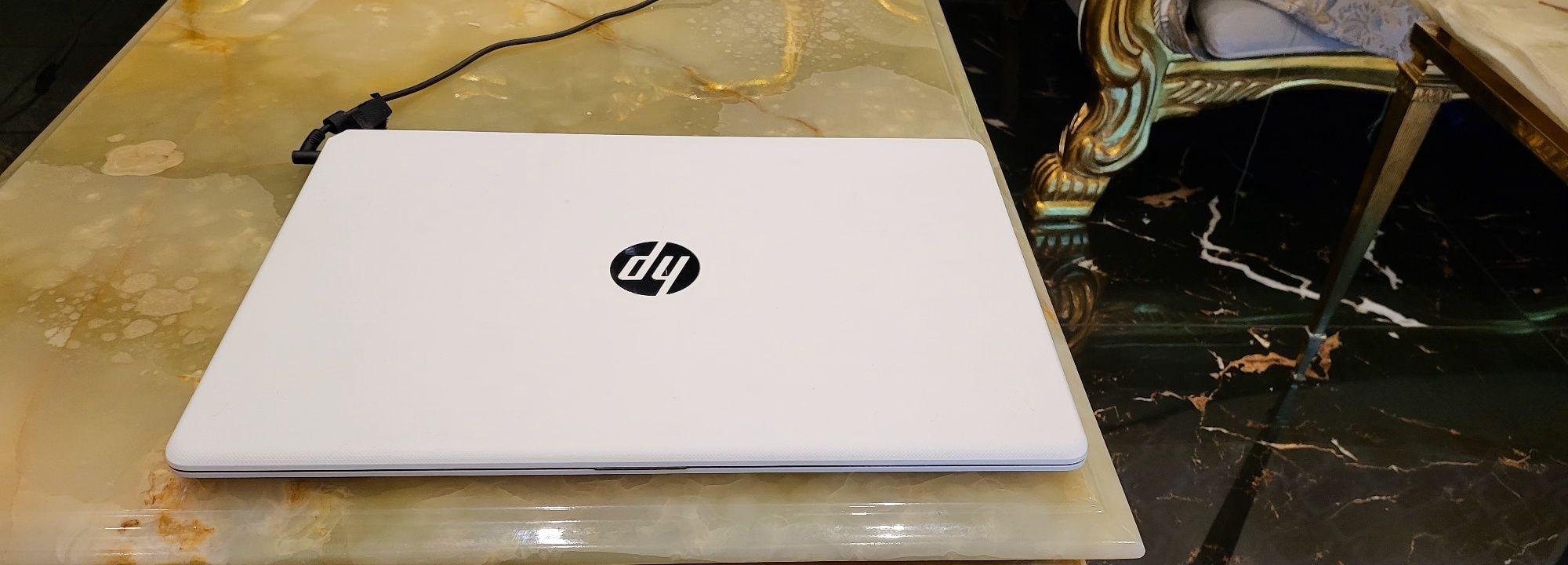 Лаптоп Notebook HP 17,9 инч