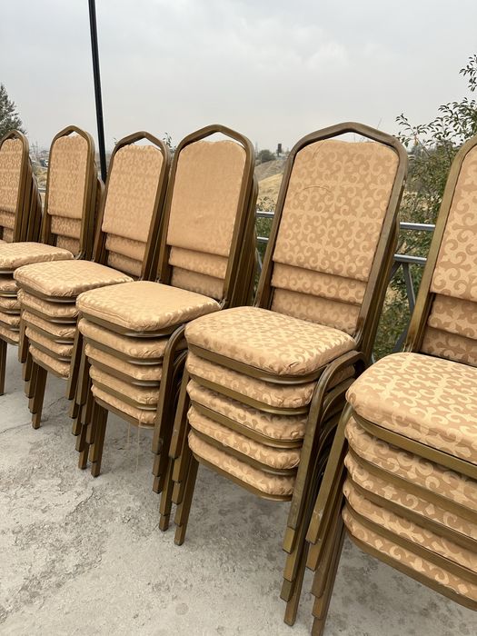 Стулья продается