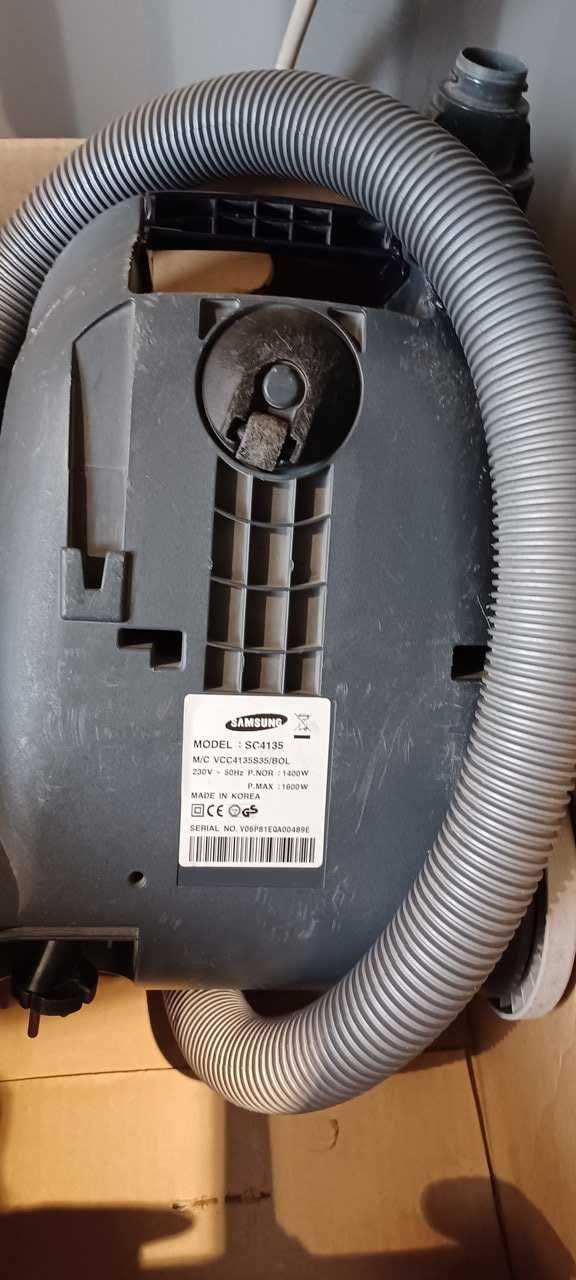 Прахосмукачка SAMSUNG Canister Vacuum Cleaner