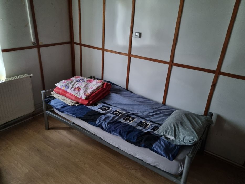 Cazare muncitori  (8 camere) TOATĂ CLADIREA