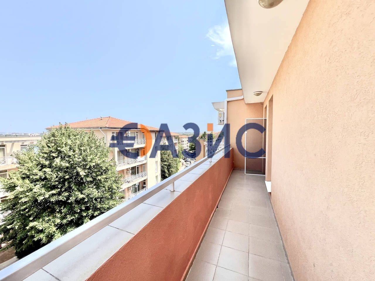 Продава се Тристаен апартамент в к.к. Слънчев бряг - 69 кв.м за 812 €/кв.м - Снимка #14