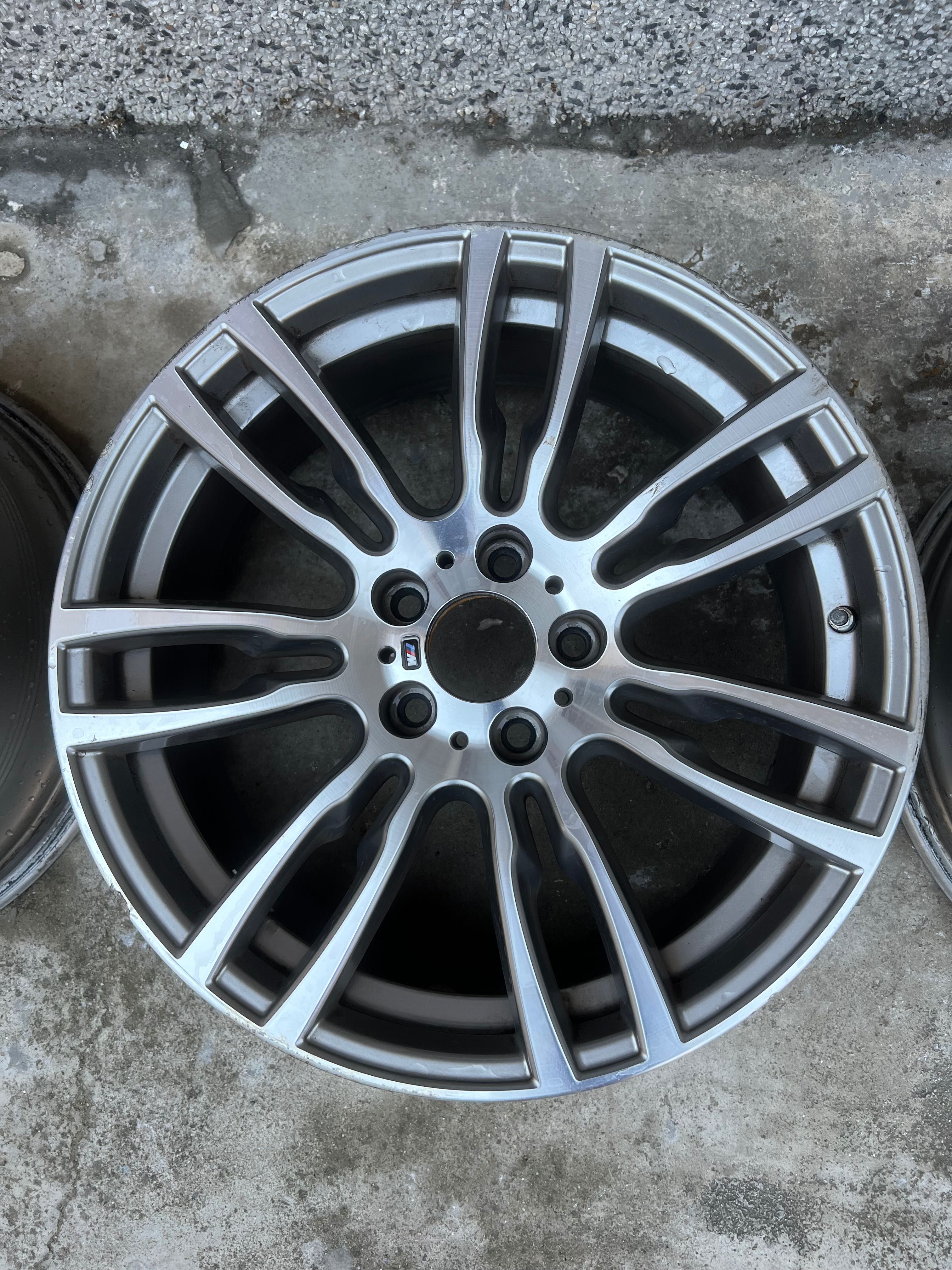 Джанти с гуми 19 цола за BMW M 5x120 style 403