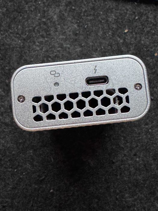 Se vinde QNAP - QNA T310G1T