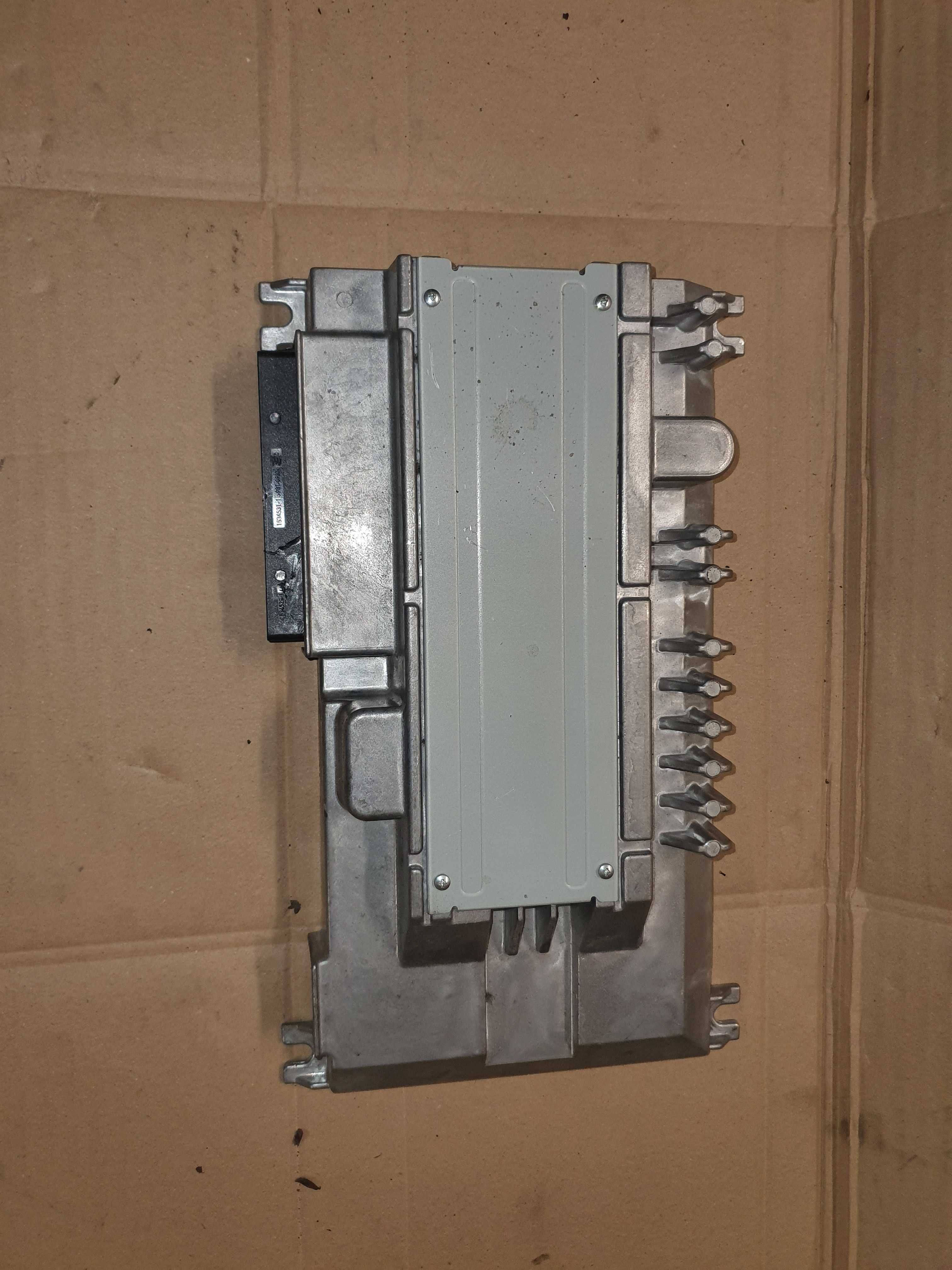 Фолксваген Тигуан 2016 година 2.0 тди ECU Компютър АБС Модул vw Tiguan