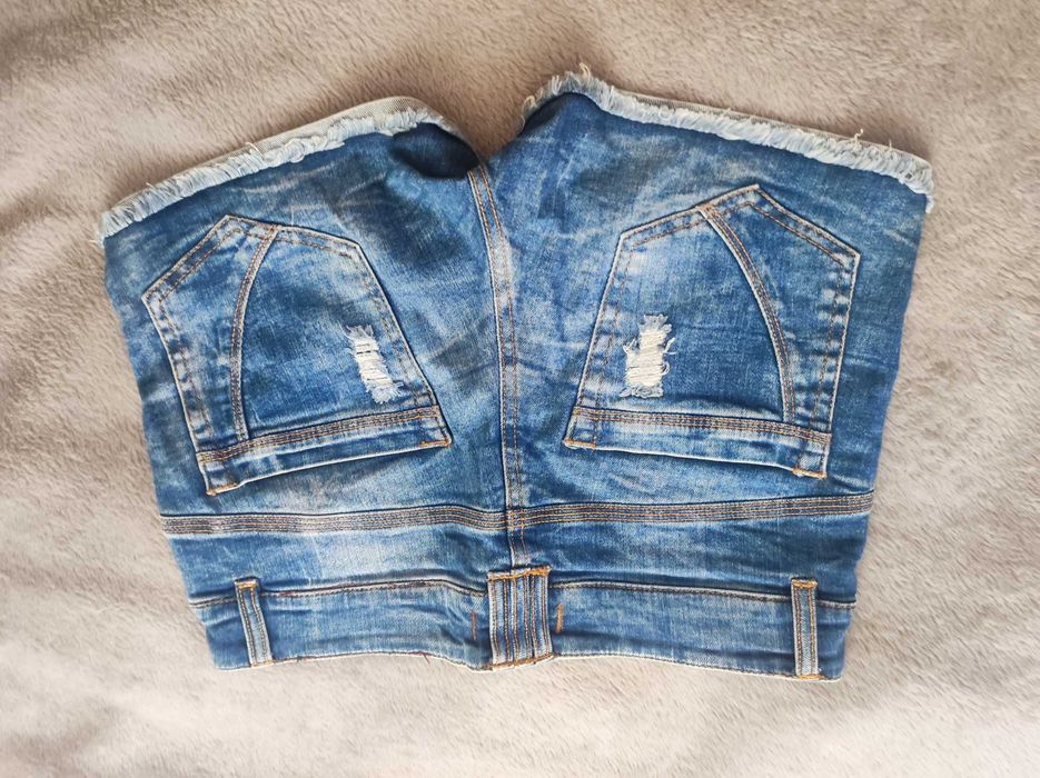 Дамски дънкови къси панталони