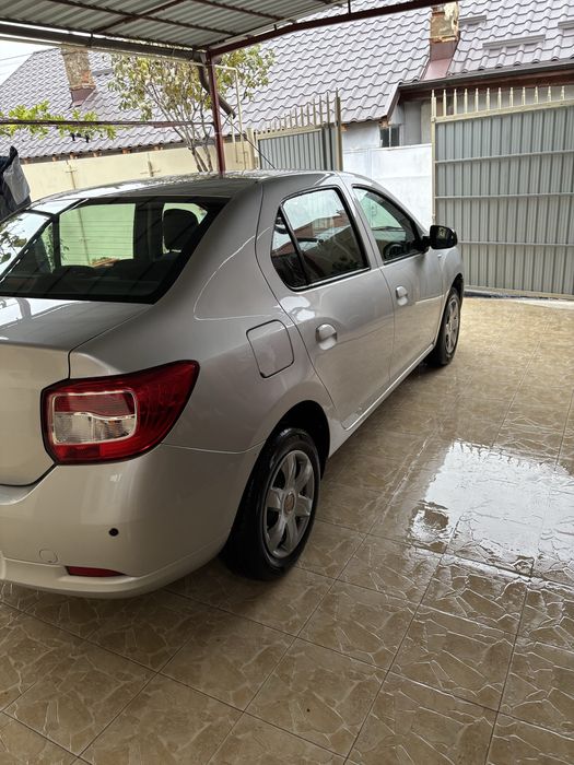 Dacia Logan 2013 benzina 8200 km