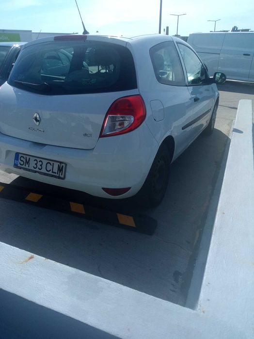Renault Clio 2 locuri