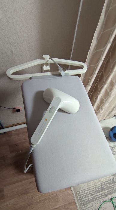 Продаю отпариватель Xiaomi