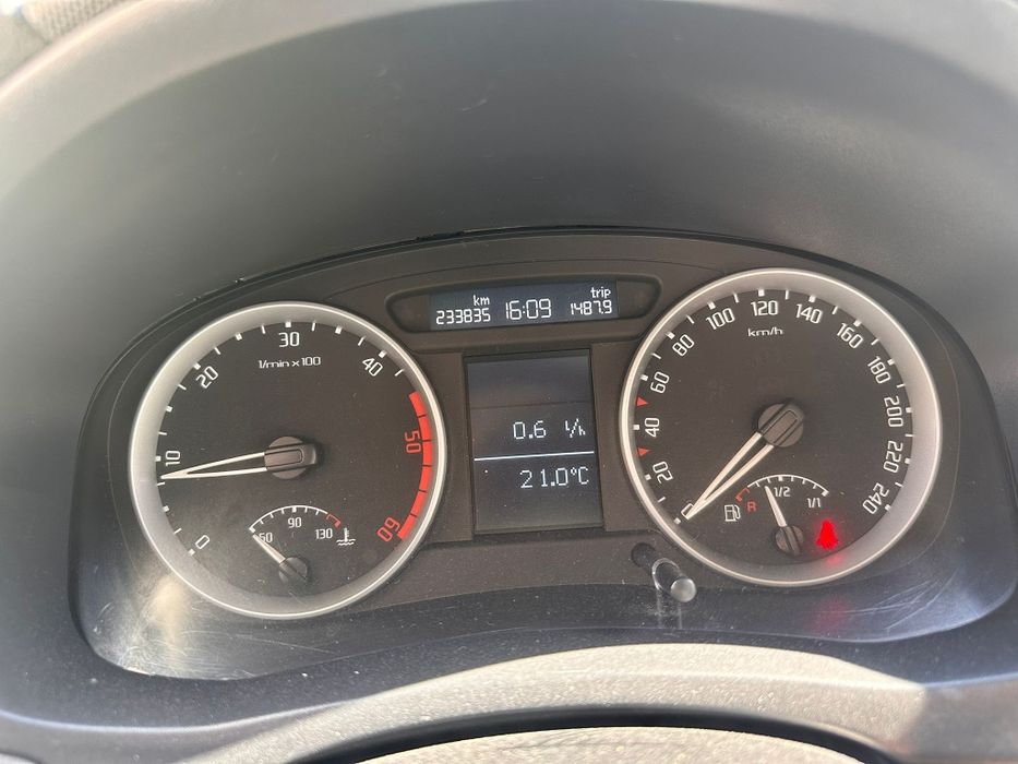 Vând Skoda Fabia 1.9 Tdi