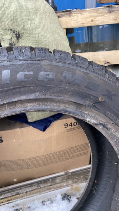 Зимний колесо хорошим состоянием толко полтора месец катали