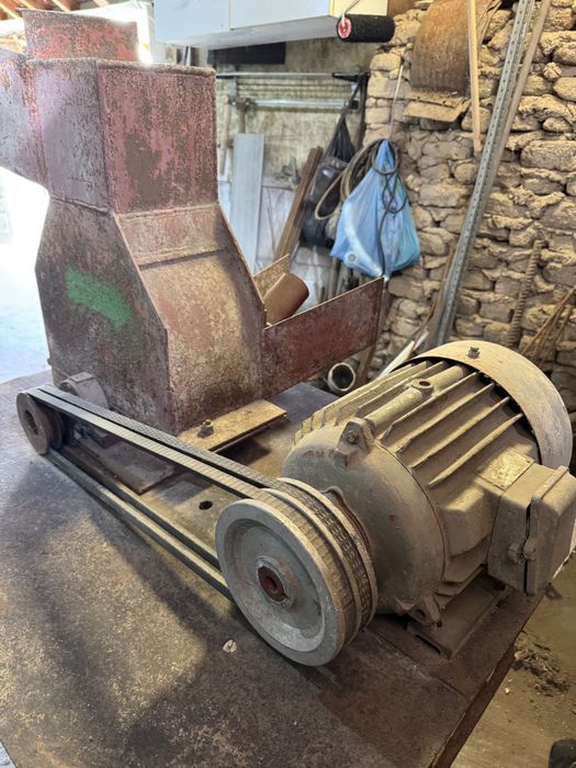 Фуражомелка с нож за селажи